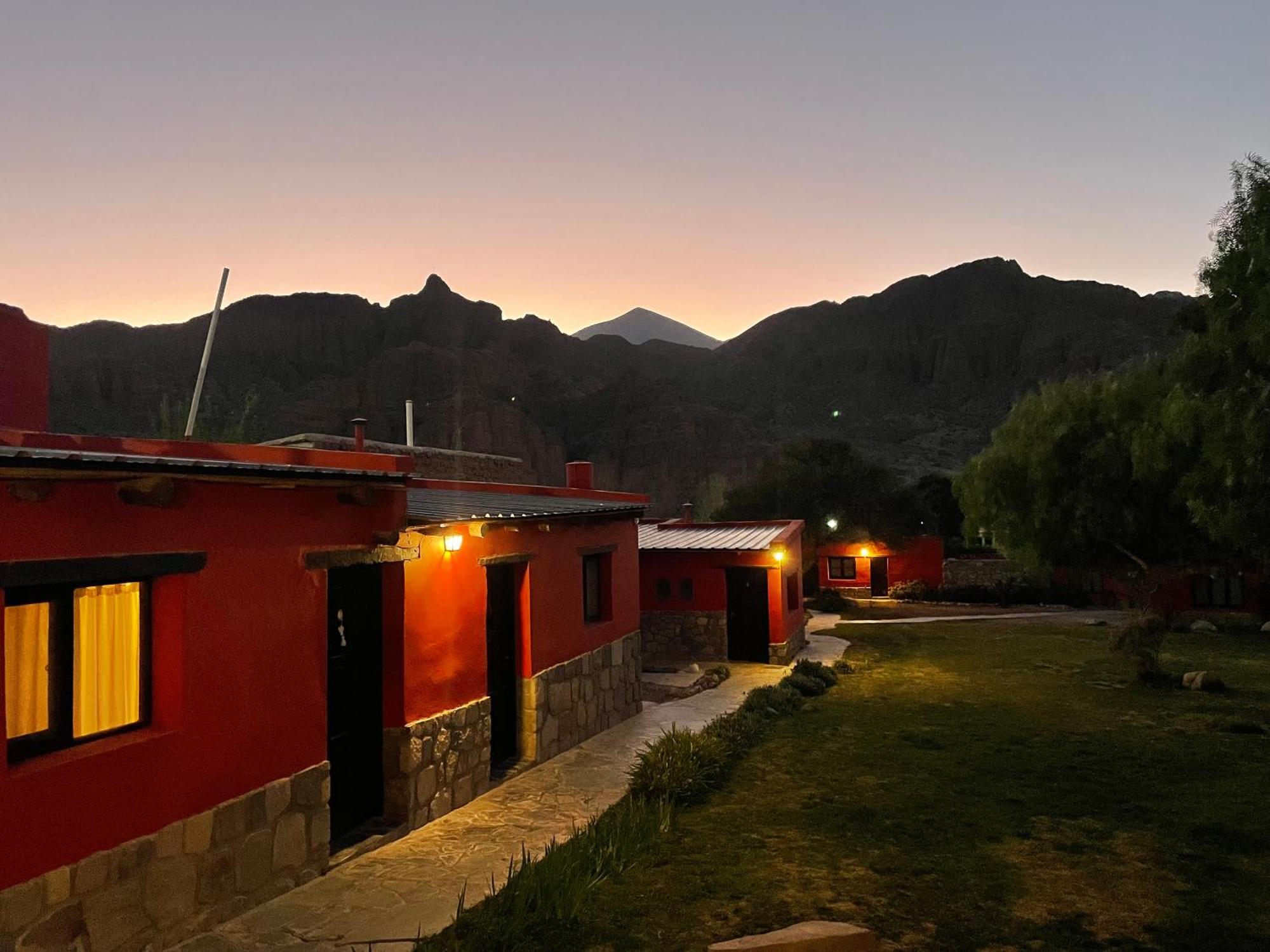 Posada Con Los Angeles Tilcara Exterior photo